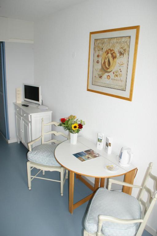 Residence Les Grands Pins Gréoux-les-Bains Δωμάτιο φωτογραφία
